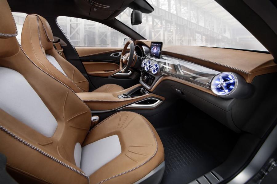  Mercedes-Benz GLA Concept 2013 года  (фото 20 из 42)
